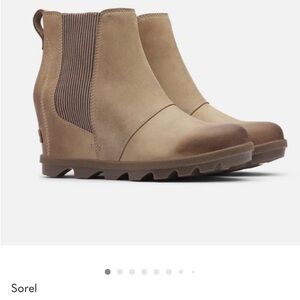 Sorel Women's Brown Chelsea Wedge Boots 6.5